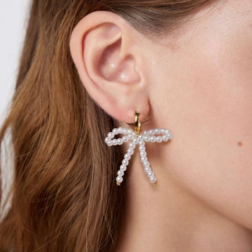 Pearl bow earrings A971